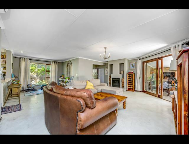 3 BEDROOM HOUSE FOR SALE IN DAINFERN GOLF ESTATE